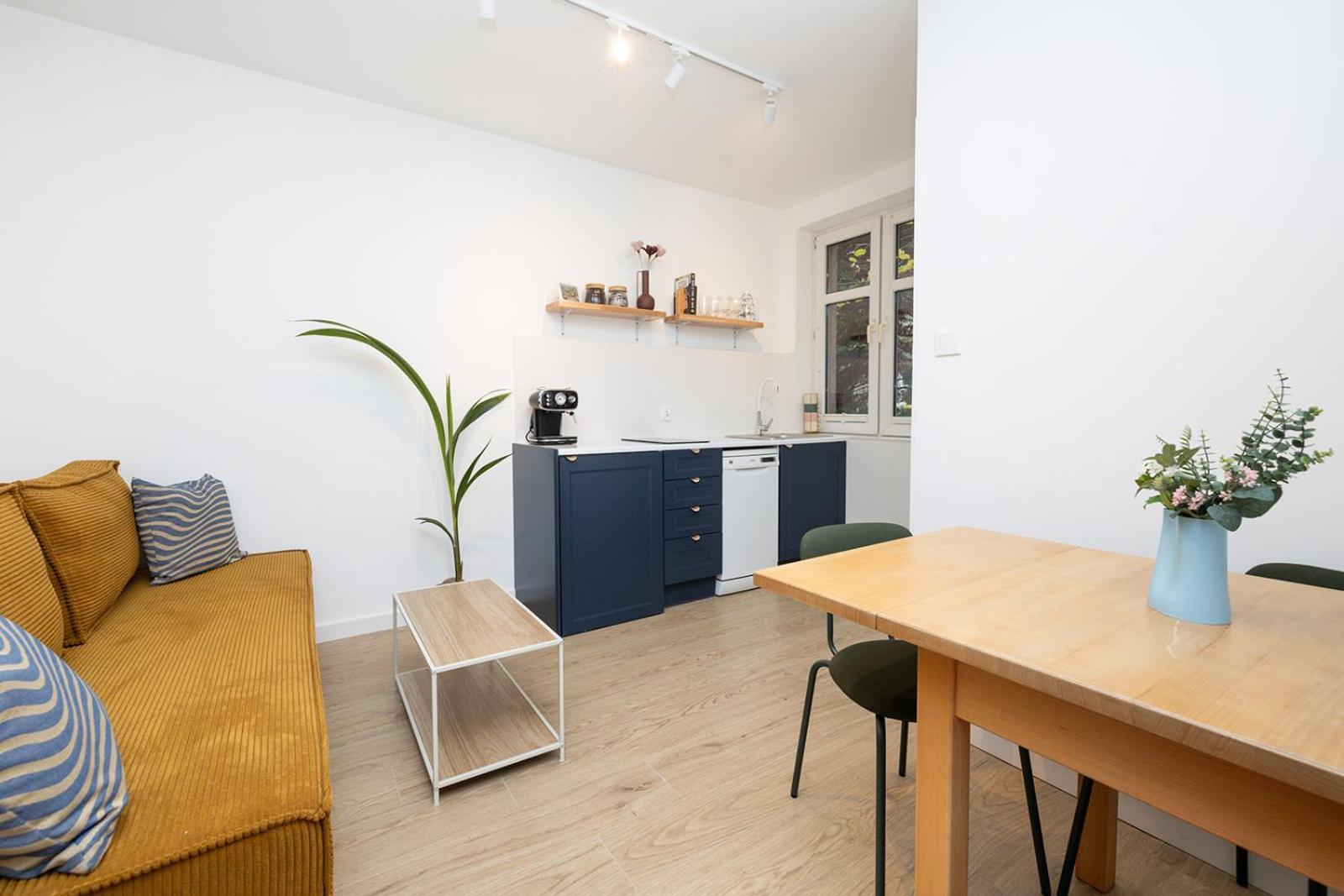 In The Heart Of Historical District With Free Parking Appartement Krakau Buitenkant foto